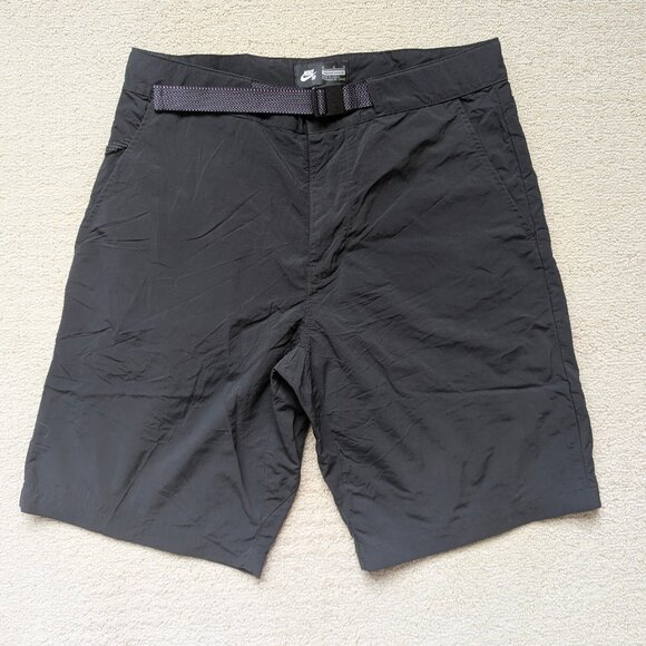 LN Nike SB Everett Tech Skate Shorts Men's 30 Black Dri-Fit Flex skate boarding - Picture 1 of 9
